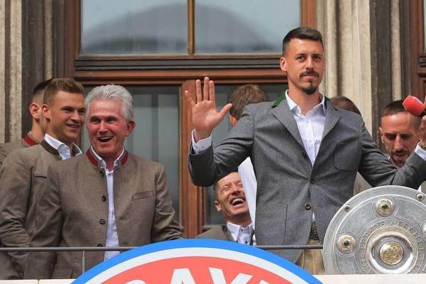 教练找到了, 教练, ue