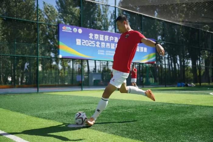 支队伍, 区五人制足, 加速