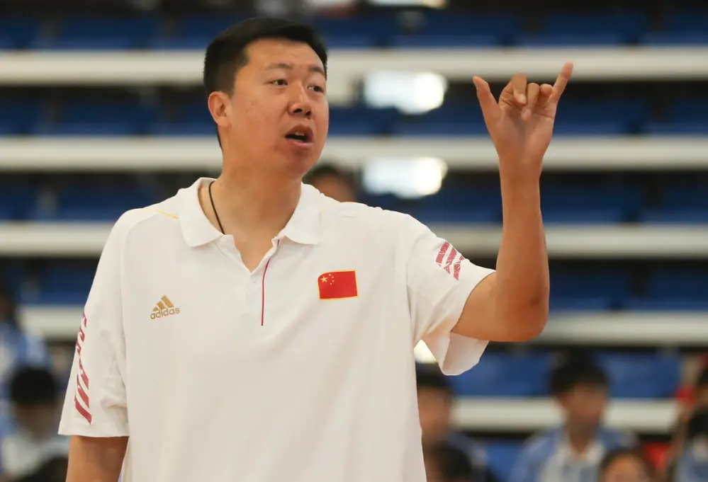 召之即来, 王治郅指导, 她们为何学